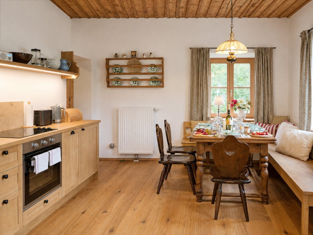 Hochreith H�tte Obersteiermark ... die gem�tliche Stube mit moderner K�che