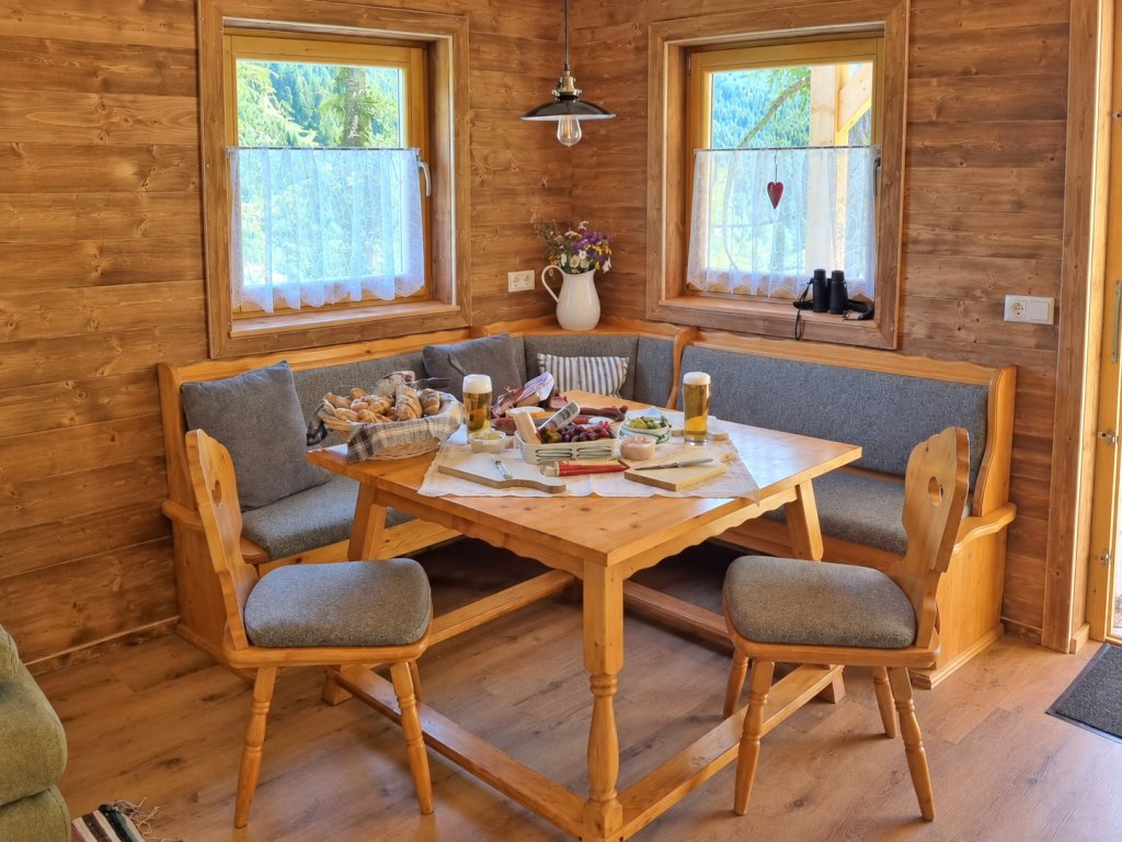 Putzhofh�tte im S�lktal ... eine leckere Brotzeit  