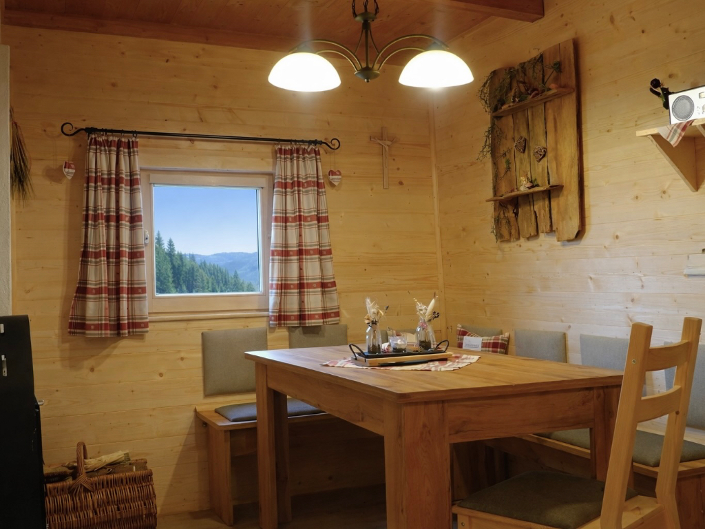 Goa�h�tte am Kolsassberg ... Herzlich willkommen in der Goa�h�tte