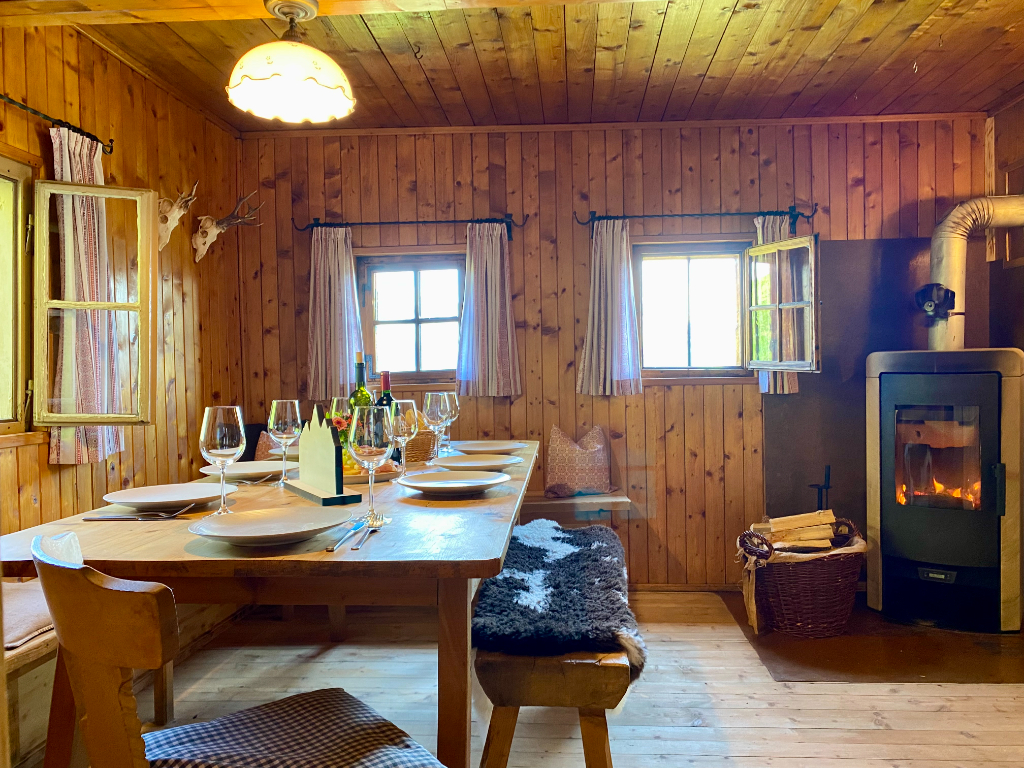 Angerle Hochalm im Brixental ... hereinspaziert in die gemtliche Stube