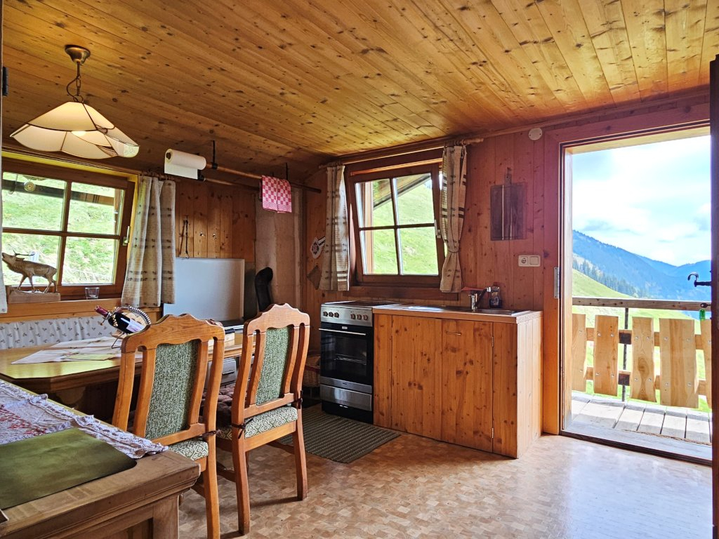 Kashütte Ackernalm im Thierseetal ... die schöne Stube