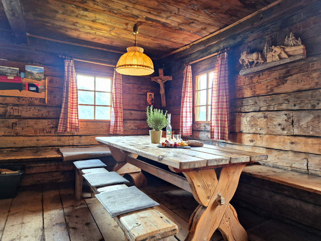 Figer Almh�tte am Gro�glockner ... willkommen auf der urigen Figer Alm