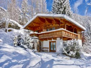 Sonnenhangh�tte im Gschnitztal Selbstversorgerhuette im Gschnitztal